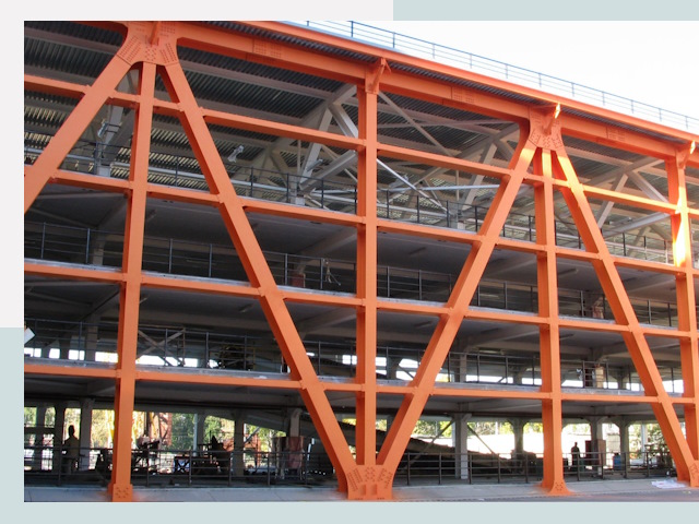 Многоуровневые паркинги в Мегион от 626 руб.